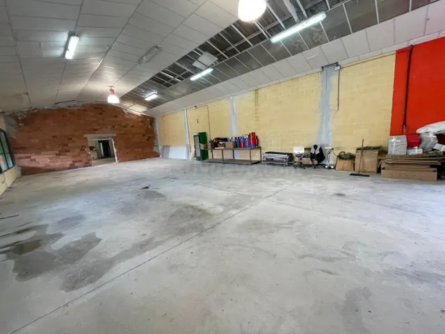NAVE EN VENTA Y ALQUILER EN EL CASAR DE CÁCERES - foto 5