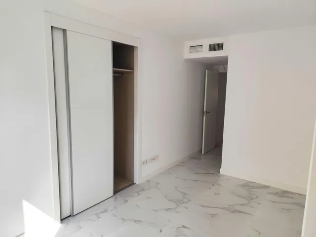 Apartamento a estrenar en primera linea y con vistas al mar  en residencial posidonia — 24