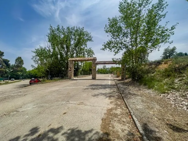 Terreno en venta en calle Carahorma G 587, Lillo — 21