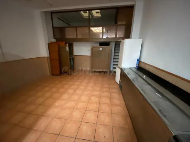 Casa en venta habilitada como bar en Corbera - foto 5