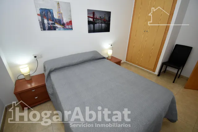 Seminuevo con terraza, piscina y garaje cerca de la playa — 17
