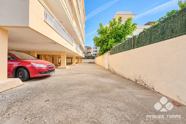 Piso con balcón en Segur de Calafell — 25
