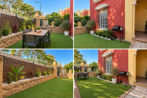 ADOSADO DE ESQUINA CON JARDÍN, DOS TERRAZA, DOS PLAZAS DE GARAJE A 700 M DE LA PLAYA