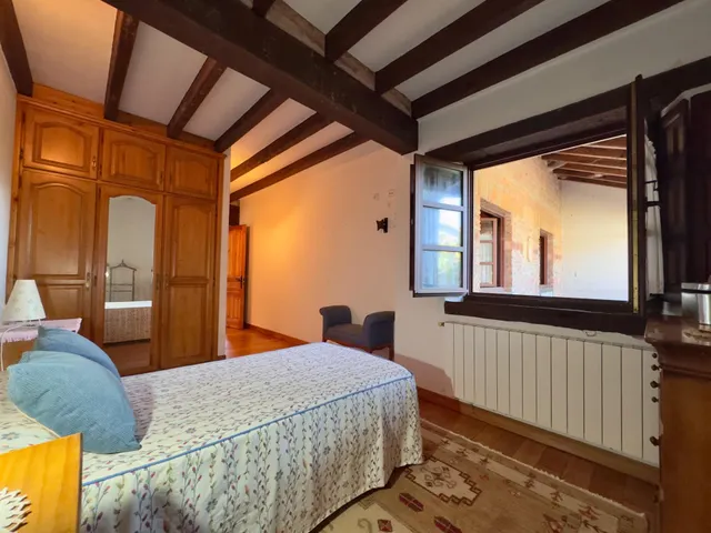 CASA CON JARDIN EN LIANDRES — 15