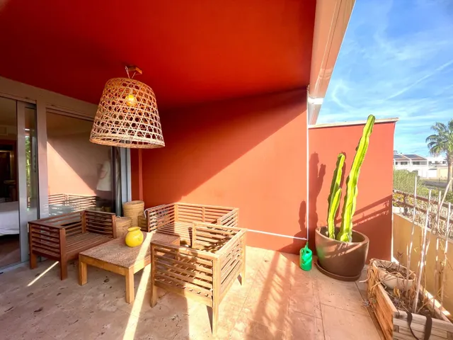 Ático Dúplex Exclusivo con 3 Terrazas, 2 Piscinas y Amplios Espacios — 30