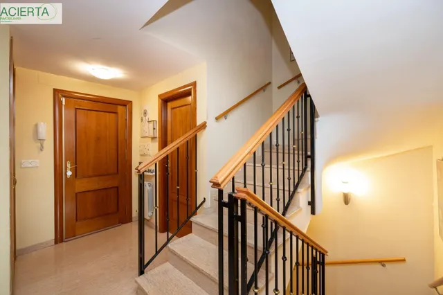 ESPECTACULAR VIVIENDA ADOSADA DE 4 DORMITORIOS CON SÓTANO, TERRAZAS Y PATIO EN GRANADA — 22