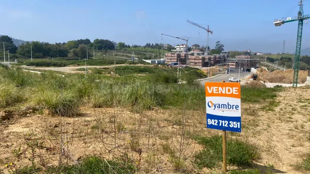 SUELO URBANO CONSOLIDADO PARA CUATRO VIVIENDAS - foto 4