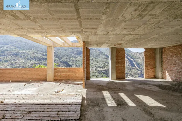 EDIFICIO en Güejar Sierra — 11