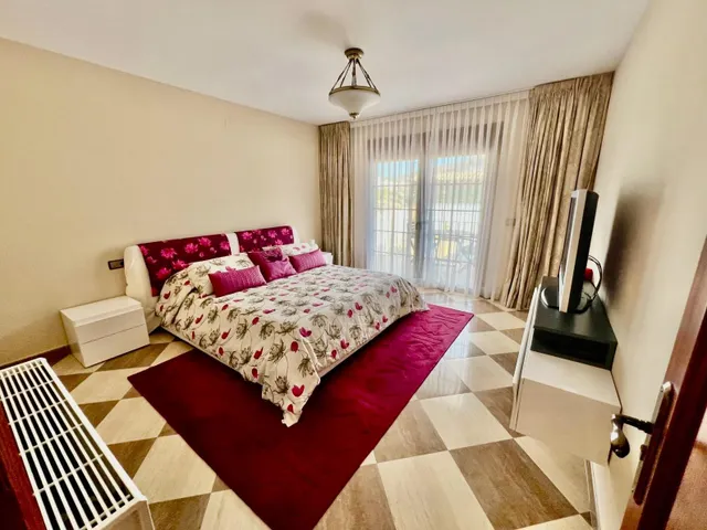 CHALET INDEPENDIENTE CON GRAN PARCELA Y PISCINA PRIVADA EN EL ALBIR, ALFAZ DEL PI — 35