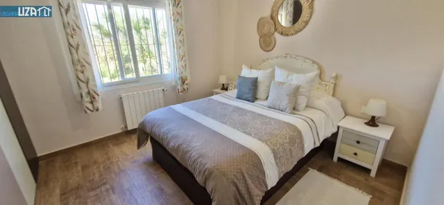 Encantadora Parcela Rústica con Piscina Privada y Chalet en  - foto 5