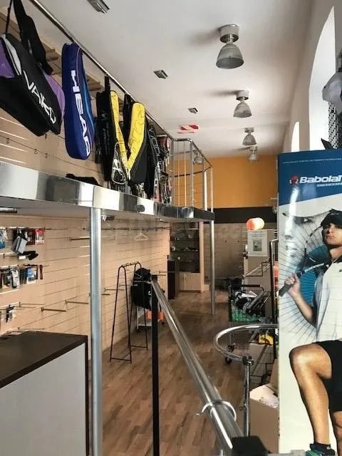 Excelente local comercial en Plaza de la Soledad — 2