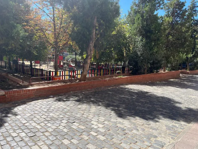 Local - entre los barrios de Pueblo Nuevo y Quintana — 16