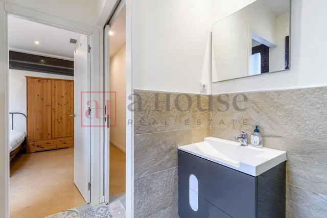 Piso listo para entrar a vivir con balcón y doble orientación en vila de gràcia — 19