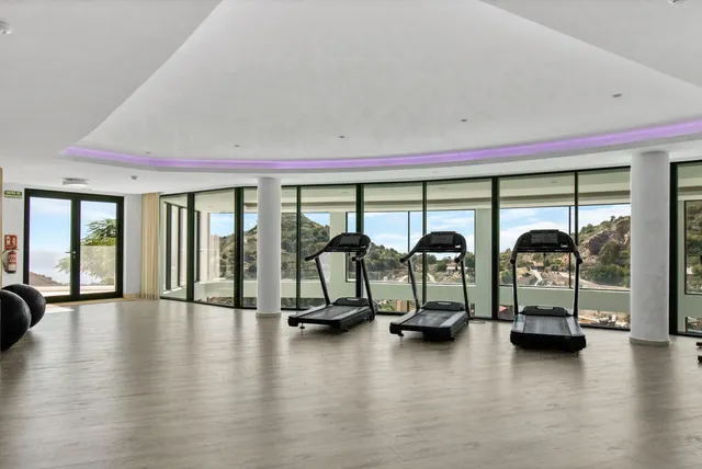 Apartamento 2 habitaciones 111m² en venta - Ojen pueblo — 44