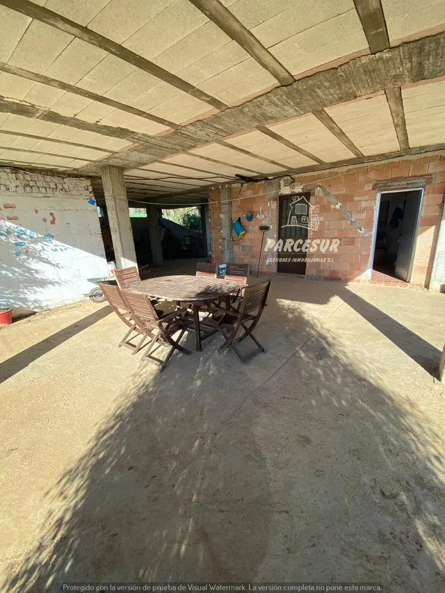 POSADAS- Parcela de terreno de 3.000m con casa en 2 plantas. — 26
