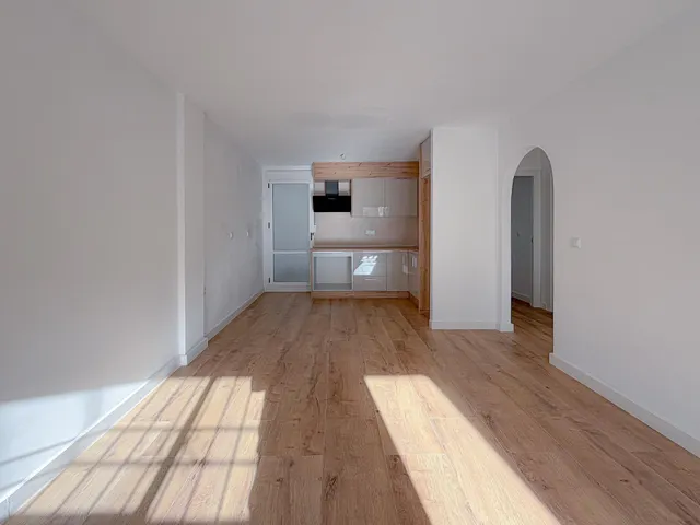 Espectacular bungalow reformado, con amplia terraza y parking para coche dentro de la parcela, en urbanización exclusiva con piscina comunitaria — 14