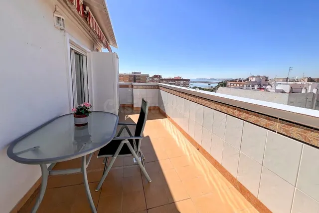 Maravilloso ático (aprox. 92 m2 - 5.ª planta) con amplia ter
