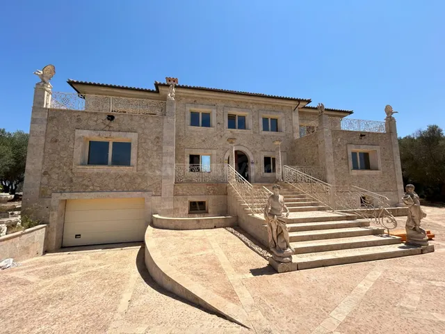 Espectacular casa de piedra en lo alto de la montaña con imp - foto 2
