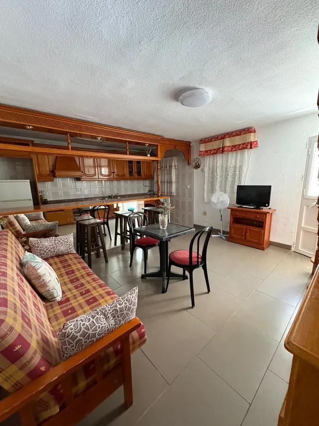 CASA A 50 METROS DE LA PLAYA — 3