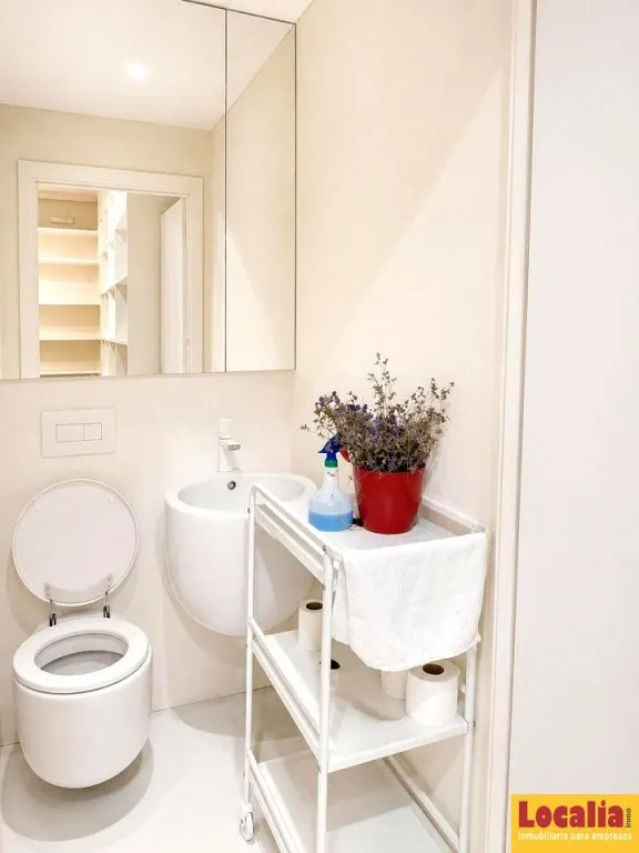 Amplio local en alquiler zona premium, Santander — 8