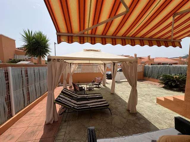 Encantadora Casa Reformada en Peñiscola con Vistas y Piscina Comunitaria — 38