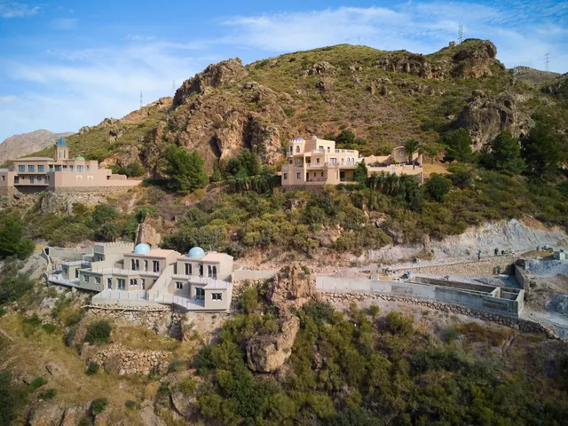 Adosados de nueva construcción con vistas a la montaña en Sierra Cabrera, Almería — 14