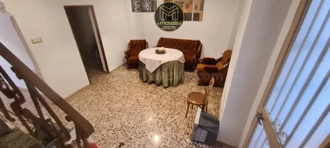 CASA EN TORREDELCAMPO