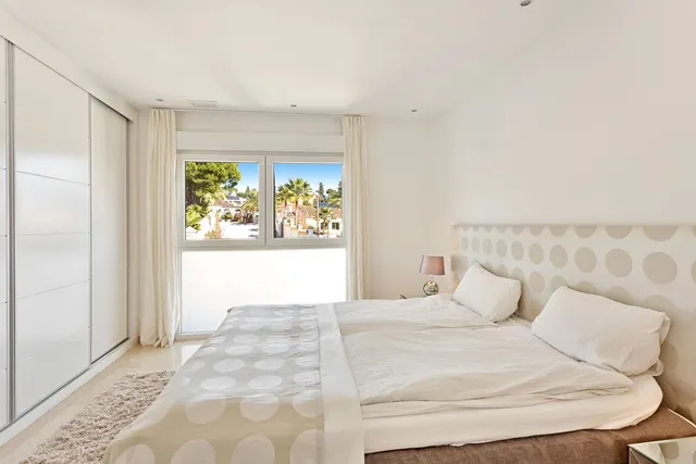 Chalet 4 habitaciones 342m² en venta - Marbella — 49