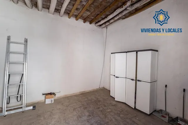 GRAN PROPIEDAD CON 10 DORMITORIOS EN SAN ANTON — 37