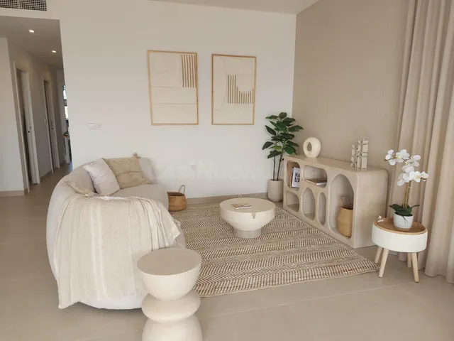 PRECIOSO APARTAMENTO EN VENTA JUNTO AL MAR — 4