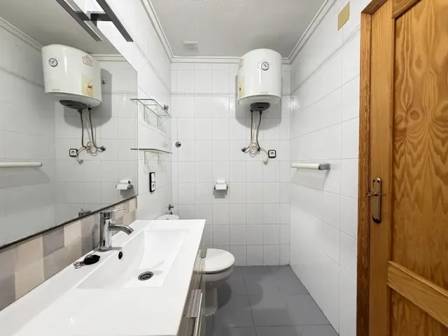 Apartamento 2 habitaciones 84m² en venta - Estacion de autobuses — 22