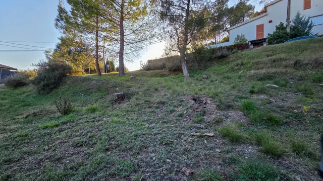 Terreno urbano esquinero en Navarcles | Orientación sureste — 9