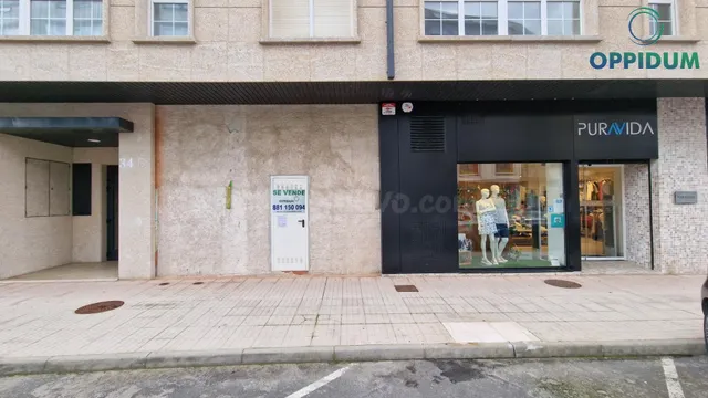 Local comercial 587m² en venta - Cee - foto 2