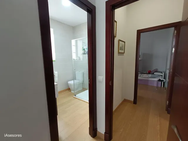 PISO EN CÁDIZ JUNTO A PLAZA SAN ANTONIO — 28