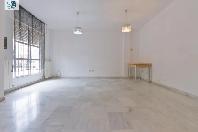Bonita Casa en Cúllar Vega — 6