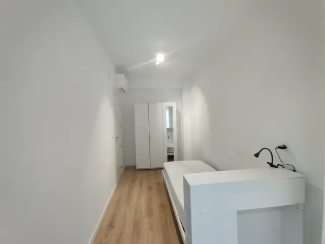 Piso alquiler Avda Madrid, Granada centro. — 10