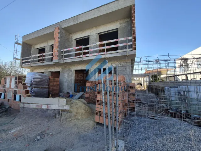 Pareado 4 habitaciones 202m² en venta - Fernão Ferro - foto 2
