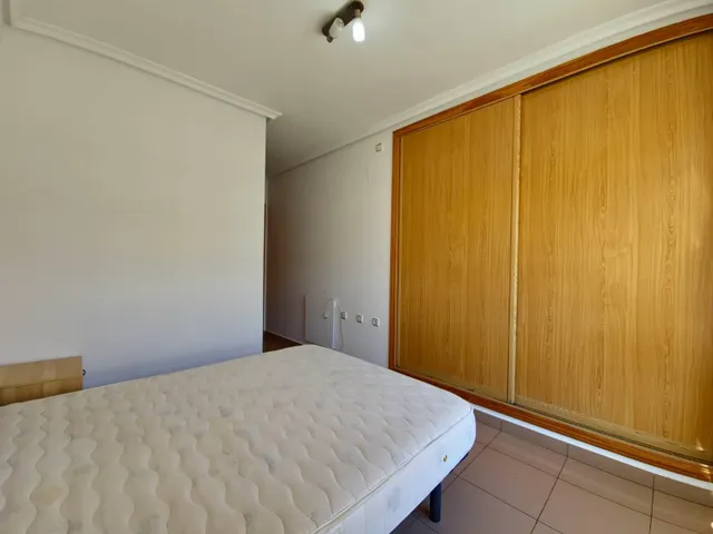Apartamento de 2 dormitorios en alquiler, Lomas de Cabo Roig — 7