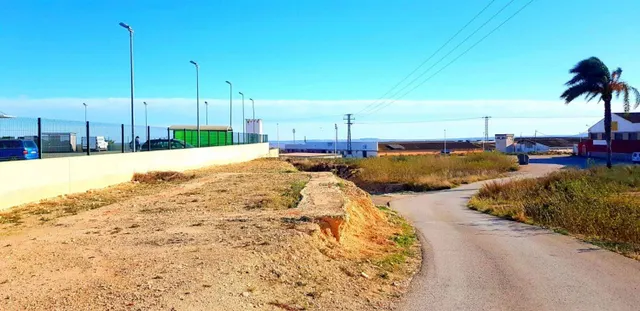 Terreno rural en alquiler - MERCADONA — 12