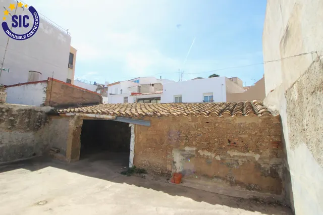 Parcela, solar o patio en el centro y casco histórico de Oropesa, particular o promotor — 8