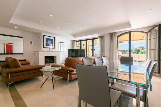 Casa Adosada con Vistas al Mar y Golf en Venta en Los Arquer - foto 5
