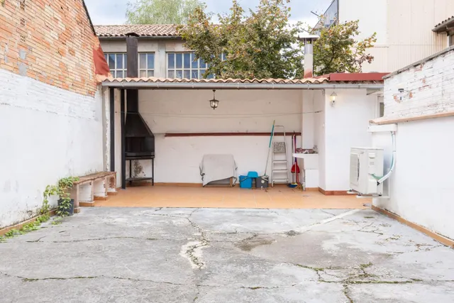 Pis amb terrassa gran i garatge tipus box a Torelló — 26