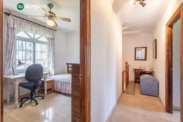 Espectacular Chalet en Ogijares - Ideal para Familias — 43