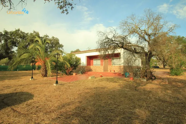 PARCELA CON VIVIENDA EN BOTOA, TODO ESCRITURADO, HIPOTECABLE — 12