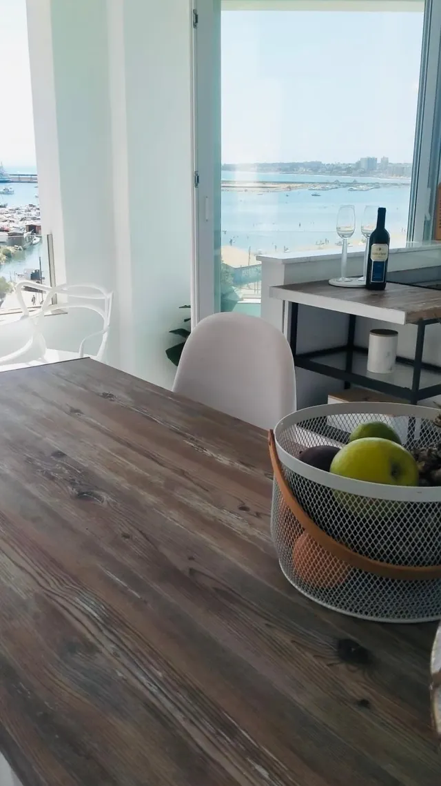 Espectacular vivienda con vistas al mar y al puerto deportivo — 10