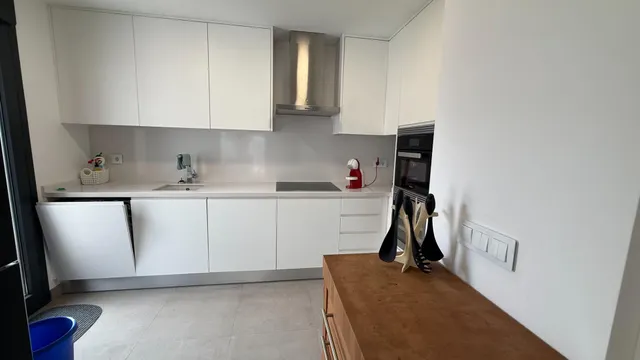 CHALET SEMINUEVO CON VISTAS AL MAR, PISCINA PRIVADA Y COCINA DE VERANO – LA TORRE DE LA HORADADA — 19