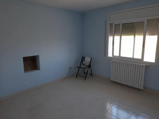 OPORTUNIDAD GRAN CASA DE PUEBLO EN BENISSANET( RIBERA D´EBRE) — 39