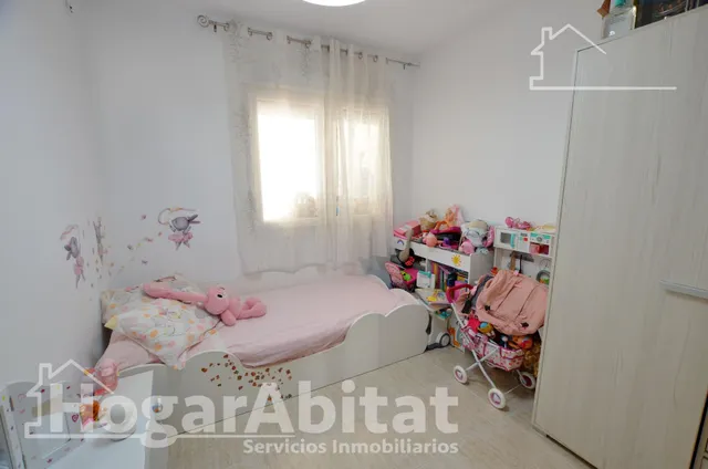 Respira paz entre el mar y la montaña en este exclusivo chalet pareado reformado con piscina privada, solárium y parking — 30