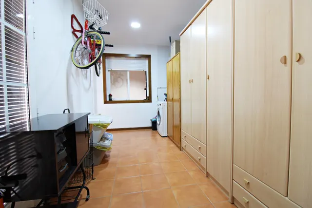 BUNGALOW DE ESQUINA EN ZONA KELME — 28