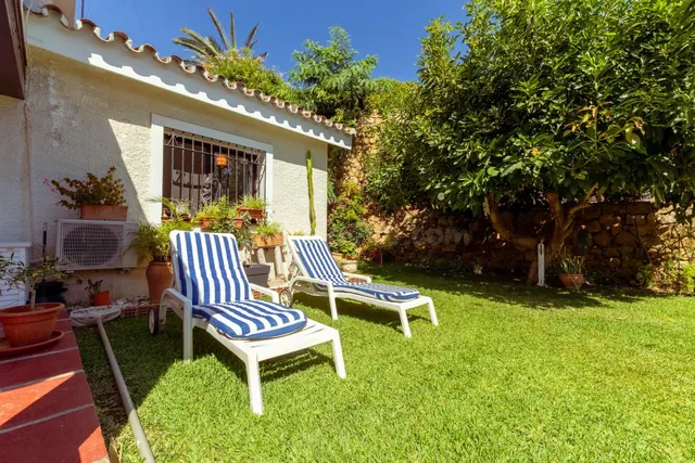 Chalet independiente con piscina privada y total privacidad  - foto 3
